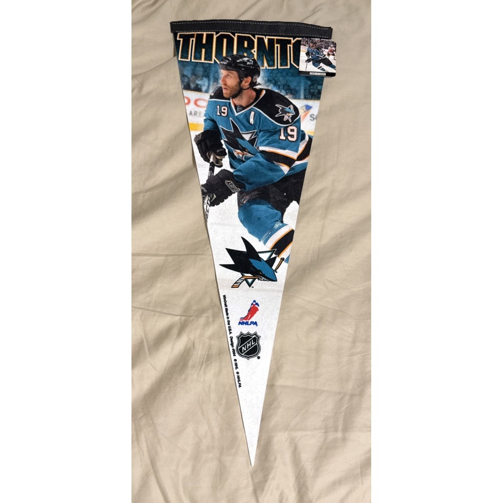 JOE THORNTON San Jose Sharks Premium Felt NHL Collector PENNANT (L.E. 1835/2008)